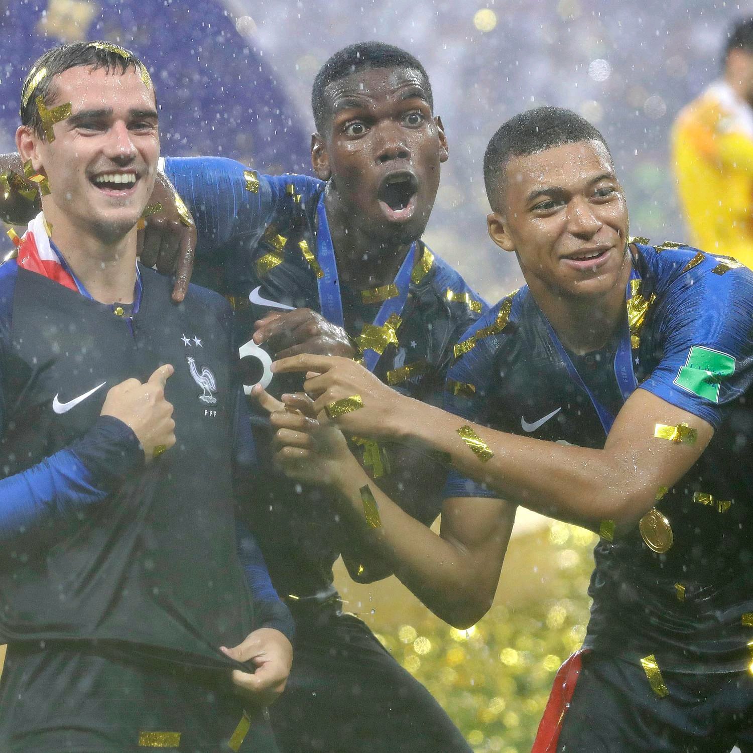 关于巴黎绝地反击曼联,博格巴关键制胜的信息 关于巴黎绝地反击曼联,博格巴关键制胜的信息